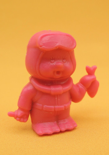 Bonux kiki figurine - bonux,