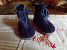 Ancienne pantoufle ,Chaussons d'enfant ,scolaire,hiver,montagne,neige,chalet