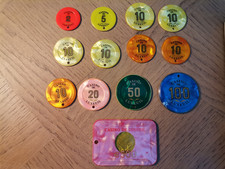 Lot jetons de Casino et plaque pour roulette ou poker Luxeuil les Bains