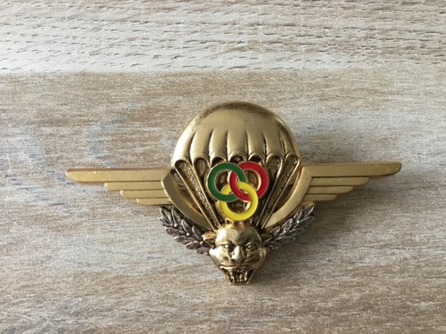 Brevet parachutiste zaire - brevet,
