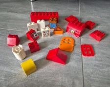 Lot de 19 briques rouge lego Duplo