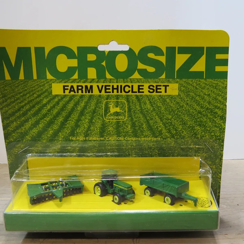 Ertl john deere micro - deere, size"