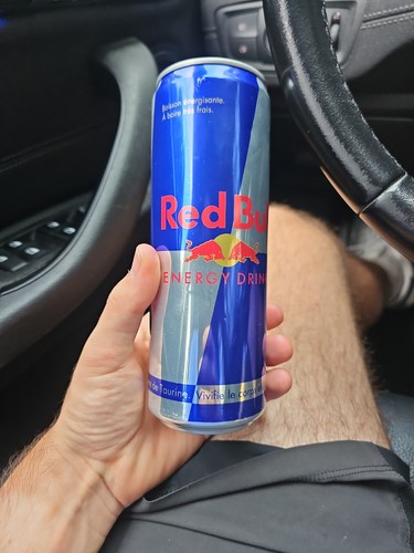 Canette vide red bull - red,
