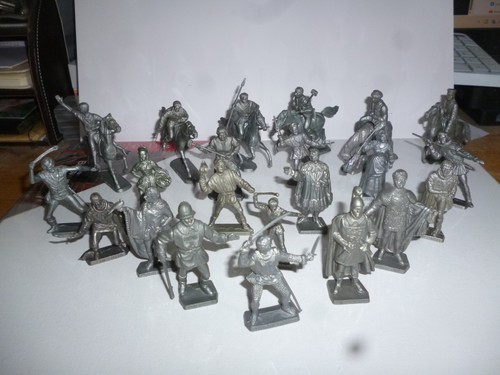 Figurine caiffa - figurine,