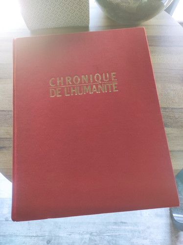 Grand livre chronique - grand,