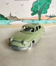 Dinky Toys - Panhard Junior PL 17 - Réf 102 - Made in France Meccano