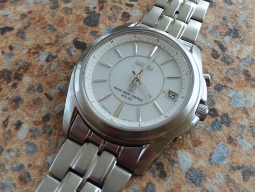 Seiko radio wave control quart - wave,