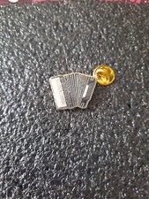 Pin's accordéon instrument musique music clavier guinguette - pin Pins mai23