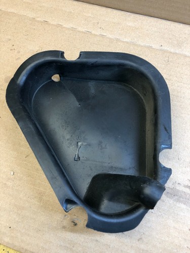 Couvercle moteur échappement - moteur,