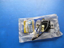 Condensateur antiparasite pour Peugeot 504 et 604 9708.25