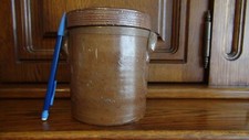 pot ancien à graisse ou épices avec couvercle en grès - Hauteur 15 cm oreilles