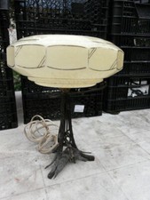 lampe fer forgé martelé époque art déco globe jaune verre Clichy