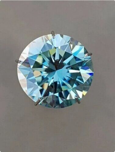 Diamant bleu ciel 5 mm - 1, ct