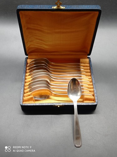 Ancien coffret petites - 12,