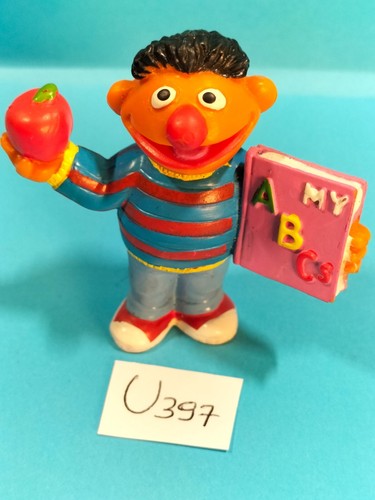 Figurine rue sesame - rue,