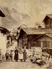 Suisse, Enfants devant les chalets, Tirage vintage, ca.1880 Suisse, Enfants deva