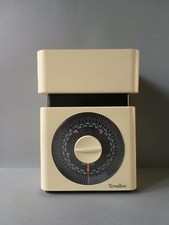 ancienne balance de cuisine
