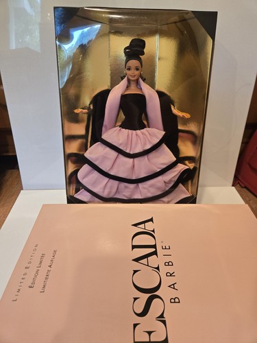 Escada barbie limited edition - barbie,