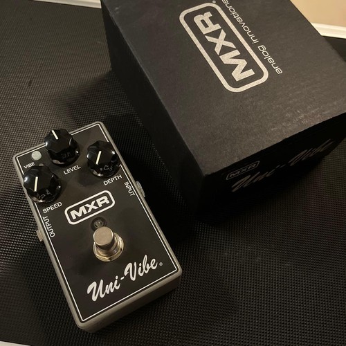 Mxr uni vibe chorus - uni-vibe, chorus/vibrato