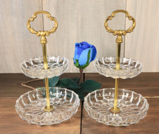 Paire de Serviteurs Présentoir à Niveaux en Cristal et Bronze Laiton Doré