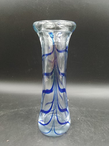 Imposant massif vase bleu - &,