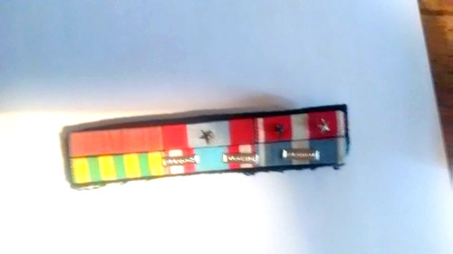 Barrettes médaille - de,
