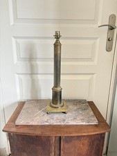 Ancien Grand Pied Lampe