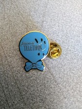 Pin's mode vêtements enfants