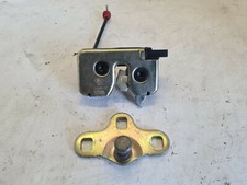 Système attache coffre pour ford fiesta 4 phase 2 diesel de 2000