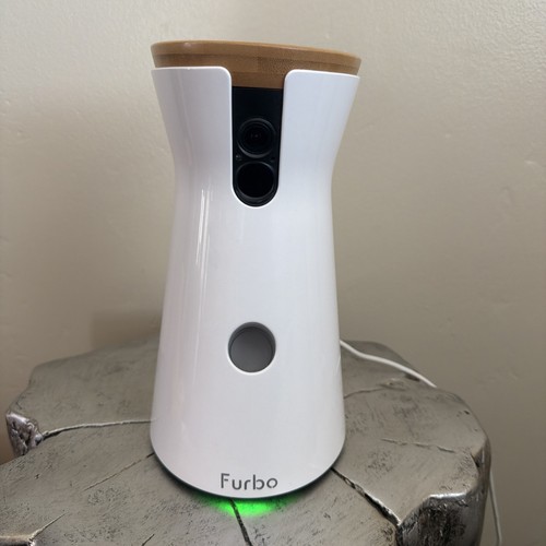 Furbo dog treat tossing - 2,