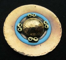 ANCIEN AUTHENTIQUE JEAN AUGIS BROCHE BROCH BRONZE EMAILLE TURQUOISE  55 mm
