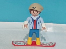 PLAYMOBIL FIGURINE SNOWBOARD