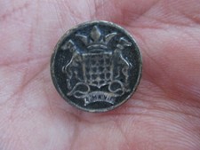 ancien bouton de livrée Blason de Vannes A ma vie 15 mm environ métal