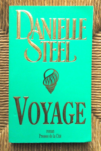 Livre roman voyage danielle - livre,