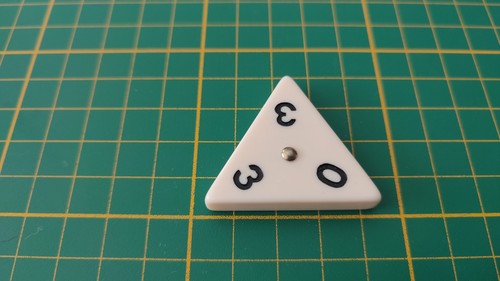 Pièce triangulaire 3 - , 0