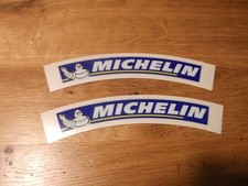 Sticker autocollant bib