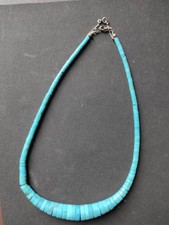 1980 Collier en turquoise et argent raz de cou. 55 cm