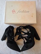 Chaussures à talons noires