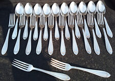 Dixi métal argenté 12 fourchettes 10 cuillères à soupe 84G style Art déco