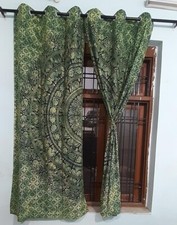 Tapisserie verte coton dortoir