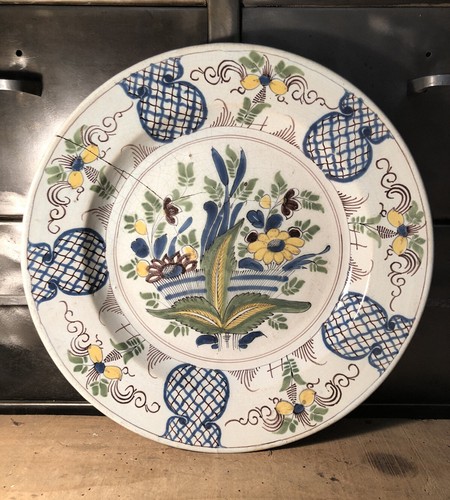 Plat faïence nevers - de,
