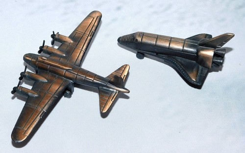 Ancien avion militaire - 2,