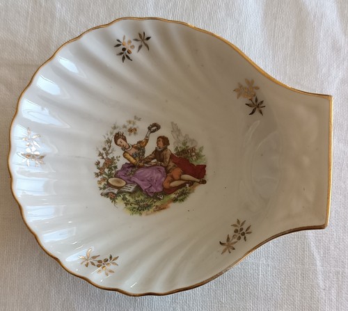 Coupelle ancienne - , en
