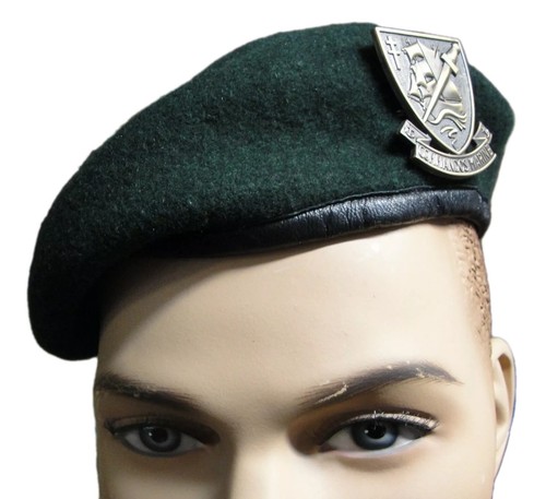 Béret vert 58 des - t.,