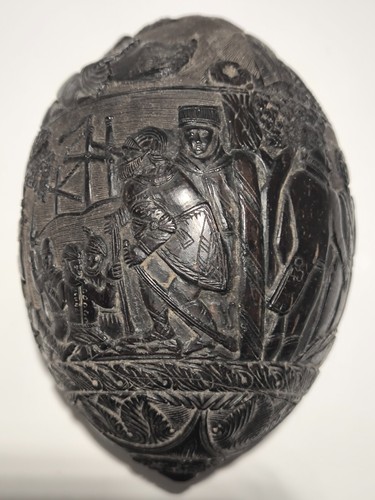 Noix coco sculptée - de,