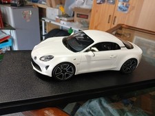 belle Renault Alpine A110 blanche  1/18 Norev Dans Boite  Vitrine triple 9