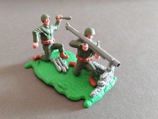 TIMPO MILITAIRE SCENETTE