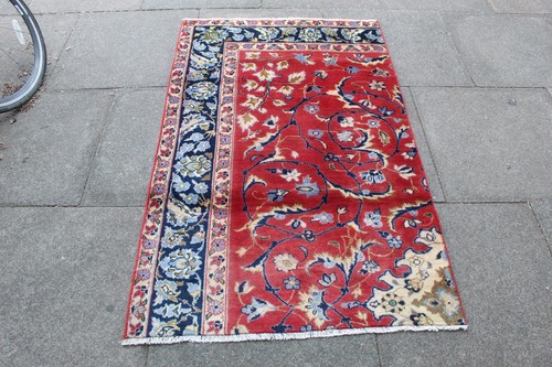 Tapis laine rouge oriental - tapis,