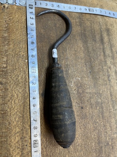 Outil ancien de - n°,