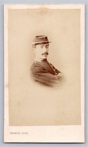 Cdv 1865 robert - 1865, de